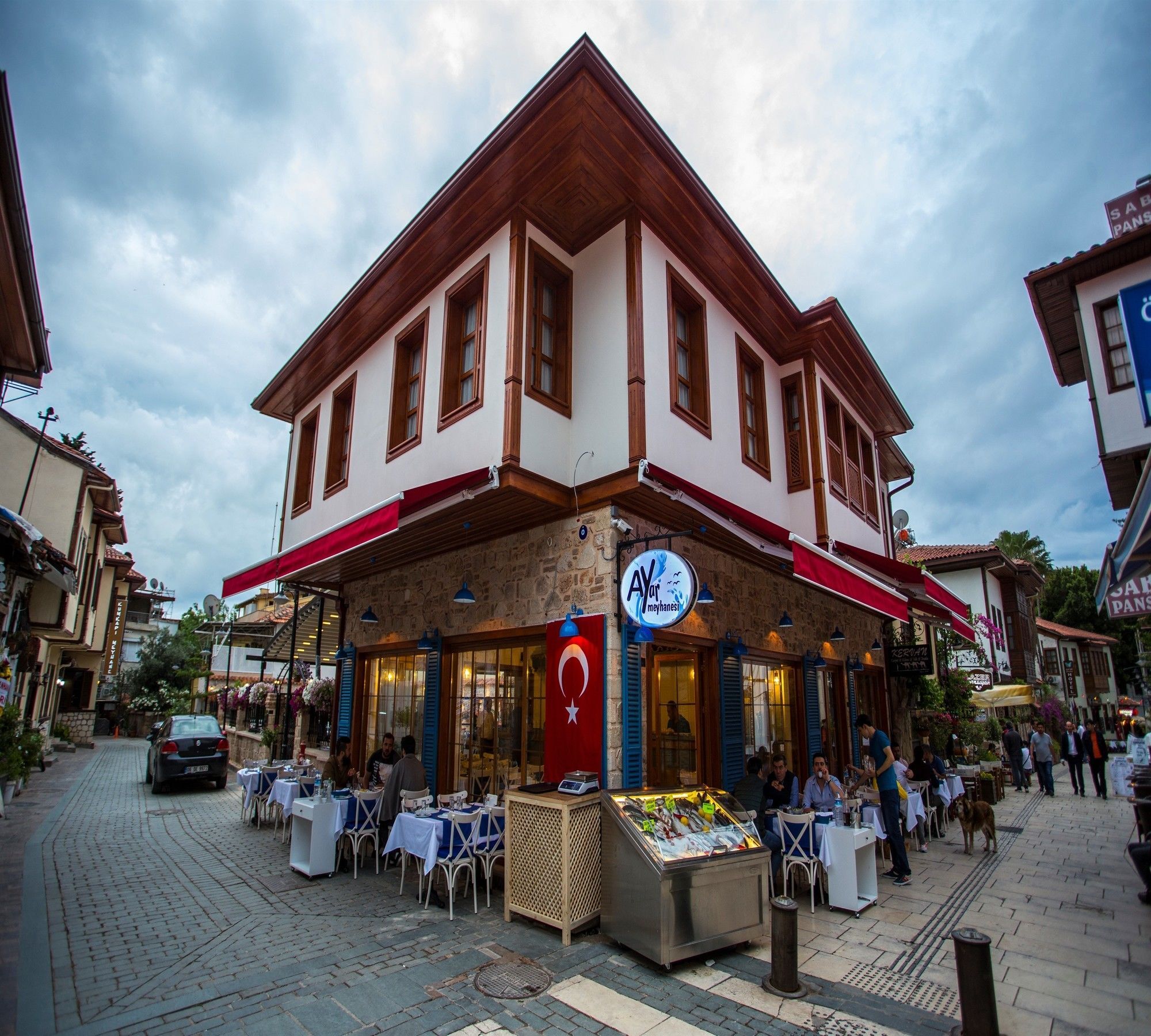 Kervan Hotel Antalya Exterior photo